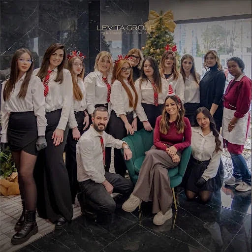 Il team di Levita Group nel salone di Caserta